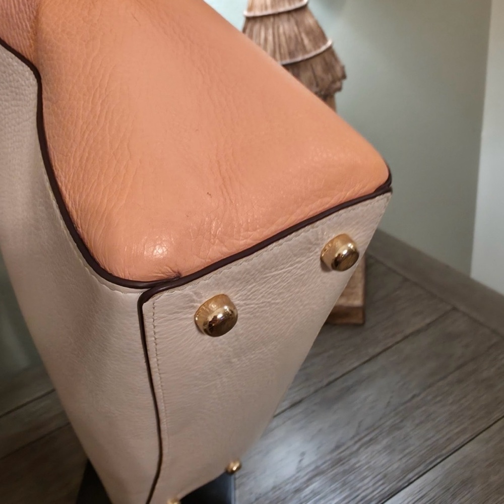 Coach White and Tan Tote Bag - Picture 6 of 14